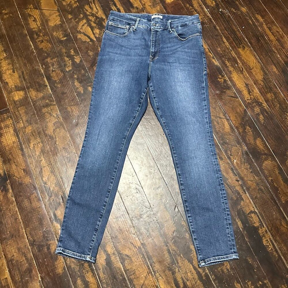 Good American distressed stretchy 12/31 good legs jeans